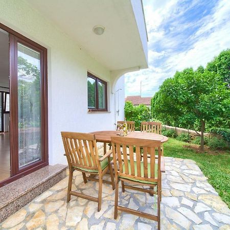 Apartments Stolfa 크르크 외부 사진
