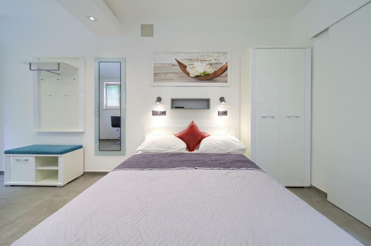 Apartments Stolfa 크르크 외부 사진